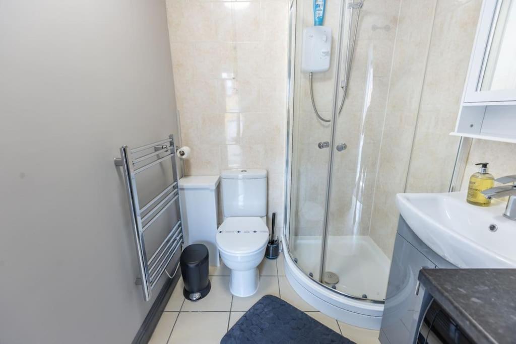 Rugby Coach House, Central Location, 5 Star Rating Exterior photo