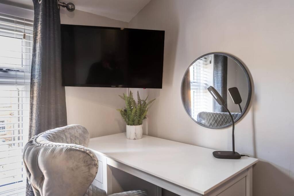 Rugby Coach House, Central Location, 5 Star Rating Exterior photo